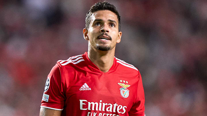 Lucas Veríssimo é disputado por gigantes da Série A