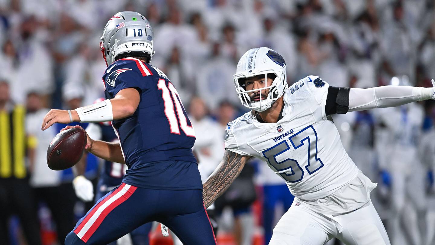 One Free Agent Who Can Still Fix Patriots' Issues At Edge