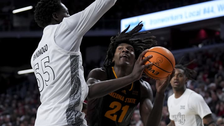 Arizona State Sun Devils forward Jayden Quaintance (21).