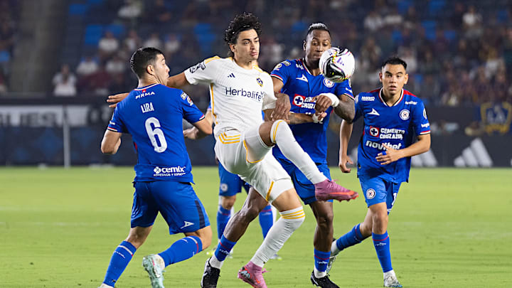 Los Angeles Galaxy v CF Cruz Azul - Leagues Cup Phase One