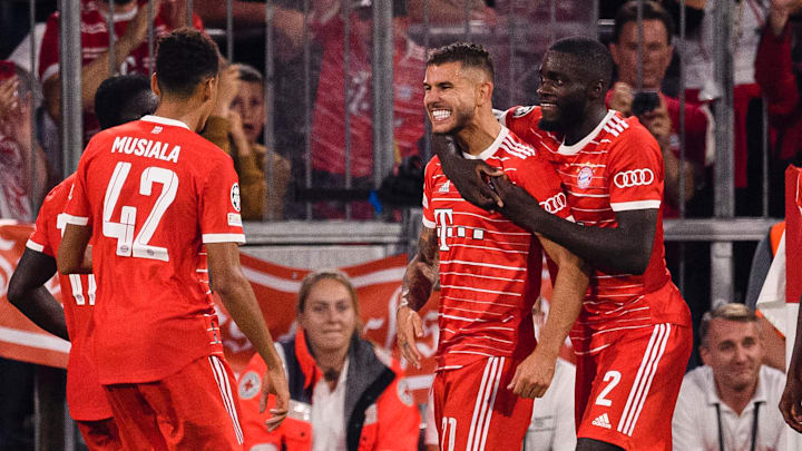 Jugadores del Bayern München celebran un gol