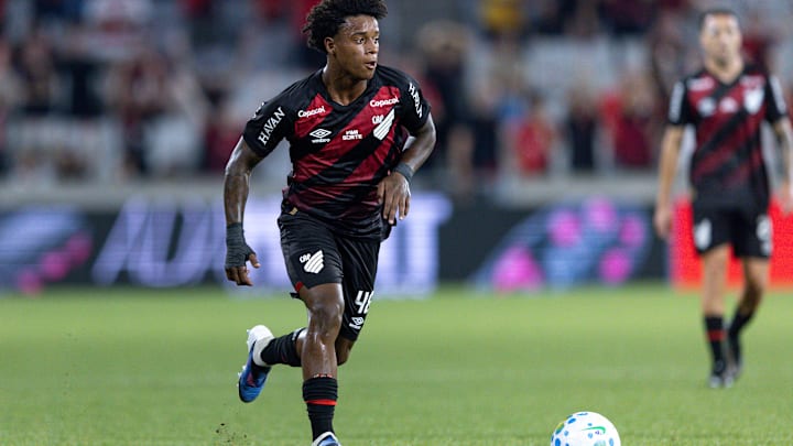 Garoto ainda não completou 18 anos de idade