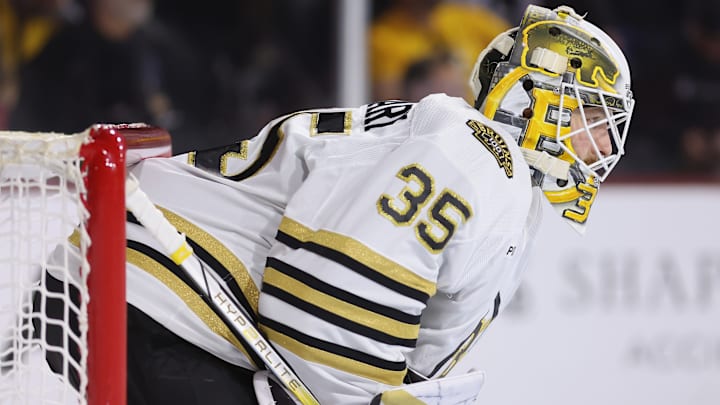 Boston Bruins v Arizona Coyotes