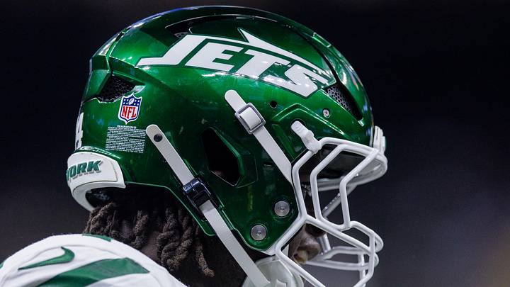 Dec 21, 2025; New Orleans, Louisiana, USA; Detailed view of the New York Jets helmet during warm ups before the game against the New Orleans Saints at Caesars Superdome. Mandatory Credit: Stephen Lew-Imagn Images Dec 21, 2025; New Orleans, Louisiana, USA; Detailed view of the New York Jets helmet during warm ups before the game against the New Orleans Saints at Caesars Superdome. Mandatory Credit: Stephen Lew-Imagn Images