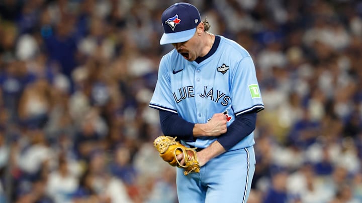 World Series - Toronto Blue Jays v Los Angeles Dodgers - Game Four World Series - Toronto Blue Jays v Los Angeles Dodgers - Game Four