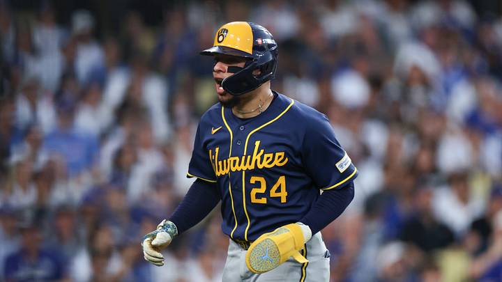 Championship Series - Milwaukee Brewers v Los Angeles Dodgers - Game 4