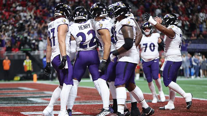 Oct 11, 2026; Atlanta, Georgia, USA; Baltimore Ravens running back Derrick Henry (22) celebrates with teammates after scoring a two point conversion during the fourth quarter against the Atlanta Falcons at Mercedes-Benz Stadium. Mandatory Credit: Brett Davis-Imagn Images Oct 11, 2026; Atlanta, Georgia, USA; Baltimore Ravens running back Derrick Henry (22) celebrates with teammates after scoring a two point conversion during the fourth quarter against the Atlanta Falcons at Mercedes-Benz Stadium. Mandatory Credit: Brett Davis-Imagn Images