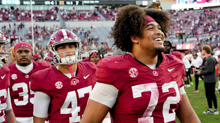 Nov 16, 2024; Tuscaloosa, AL, USA; Alabama Crimson Tide offensive lineman Parker Brailsford (72) has a big smile as he leaves the field at Bryant-Denny Stadium. Alabama defeated Mercer 52-7. Mandatory Credit: Gary Cosby Jr.-Tuscaloosa News