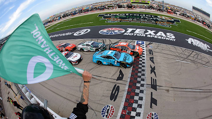 Texas Motor Speedway, NASCAR