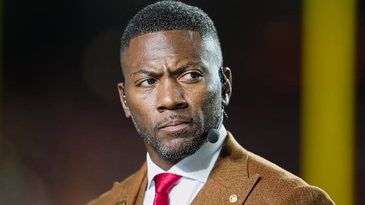 Nov 4, 2024; Kansas City, Missouri, USA; Broadcaster Ryan Clark prior to a game between the Tampa Bay Buccaneers and the Kansas City Chiefs at GEHA Field at Arrowhead Stadium. Mandatory Credit: Jay Biggerstaff-Imagn Images Nov 4, 2024; Kansas City, Missouri, USA; Broadcaster Ryan Clark prior to a game between the Tampa Bay Buccaneers and the Kansas City Chiefs at GEHA Field at Arrowhead Stadium. Mandatory Credit: Jay Biggerstaff-Imagn Images