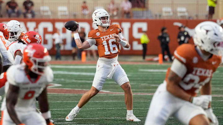 Sep 20, 2025; Austin, Texas, USA; Texas Longhorns quarterback Arch Manning (16) throws a pass during the first half against the Sam Houston Bearkats at Darrell K Royal-Texas Memorial Stadium. Mandatory Credit: Scott Wachter-Imagn Images Sep 20, 2025; Austin, Texas, USA; Texas Longhorns quarterback Arch Manning (16) throws a pass during the first half against the Sam Houston Bearkats at Darrell K Royal-Texas Memorial Stadium. Mandatory Credit: Scott Wachter-Imagn Images