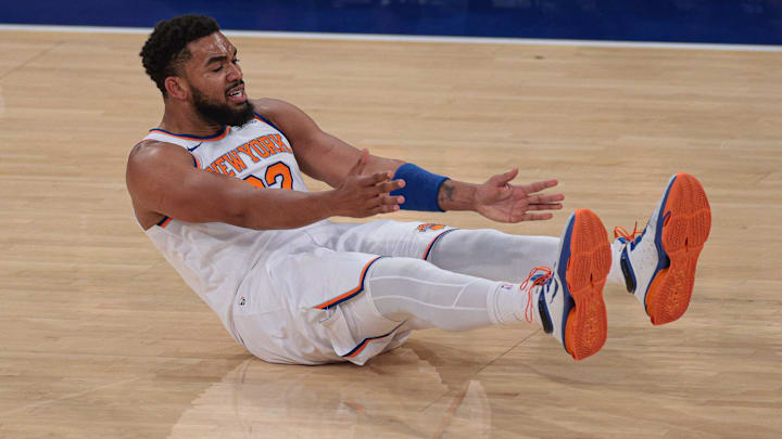 Oct 24, 2025; New York, New York, USA;  New York Knicks center Karl-Anthony Towns (32) reacts after being fouled  during the first quarter against the Boston Celtics at Madison Square Garden. Mandatory Credit: Vincent Carchietta-Imagn Images Oct 24, 2025; New York, New York, USA;  New York Knicks center Karl-Anthony Towns (32) reacts after being fouled  during the first quarter against the Boston Celtics at Madison Square Garden. Mandatory Credit: Vincent Carchietta-Imagn Images