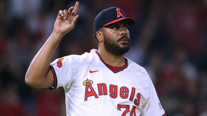 Texas Rangers v Los Angeles Angels