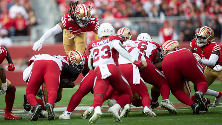 San Francisco 49ers linebacker Fred Warner (54)