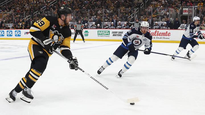 Mar 21, 2026; Pittsburgh, Pennsylvania, USA; Pittsburgh Penguins right wing Anthony Mantha (39) skates with the puck against the Winnipeg Jets during the first period at PPG Paints Arena. Mandatory Credit: Charles LeClaire-Imagn Images Mar 21, 2026; Pittsburgh, Pennsylvania, USA; Pittsburgh Penguins right wing Anthony Mantha (39) skates with the puck against the Winnipeg Jets during the first period at PPG Paints Arena. Mandatory Credit: Charles LeClaire-Imagn Images