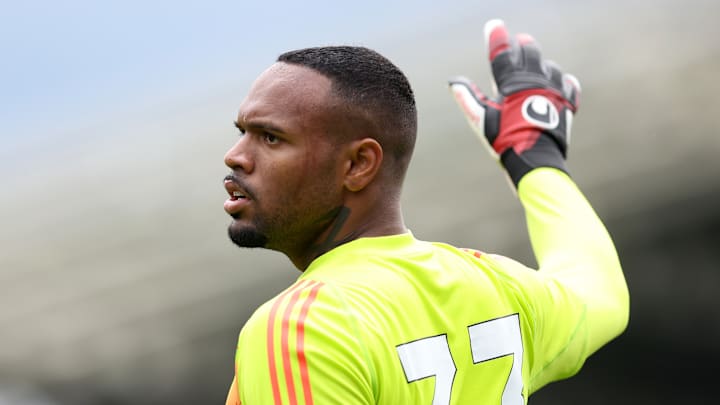 Carlos Miguel deve reforçar o Palmeiras nesta janela