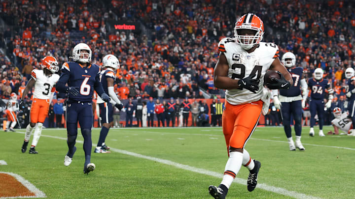 Cleveland Browns v Denver Broncos