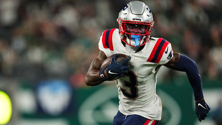 New England Patriots v New York Jets