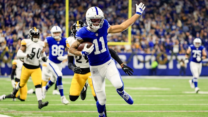 Pittsburgh Steelers v Indianapolis Colts