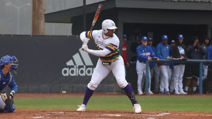 Bryce Calloway (28).