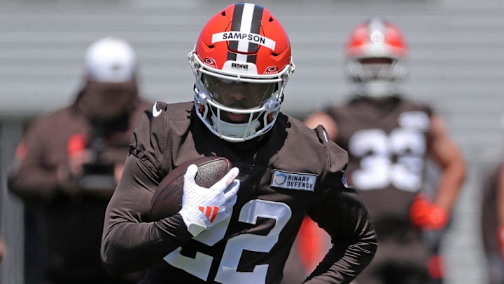 Cleveland Browns running back Dylan Sampson carries the ball during rookie minicamp, May 9, 2025, in Berea.