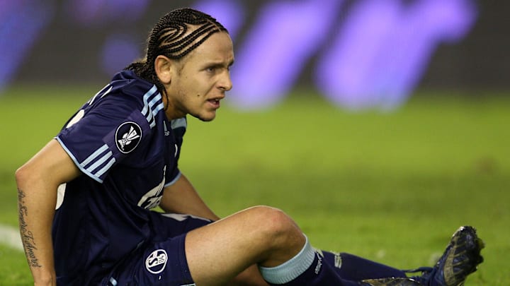 Rafinha wurde von Schalke ordentlich zur Kasse gebeten - die höchste Strafe der Bundesliga Rafinha wurde von Schalke ordentlich zur Kasse gebeten - die höchste Strafe der Bundesliga