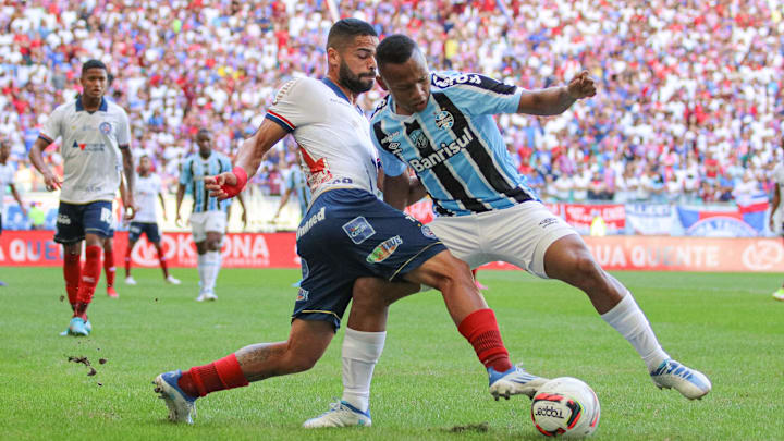 O Cruzeiro voltou! Grêmio e Bahia têm mais de 95% de chances de acesso. Vasco e Londrina também aparecem na disputa.