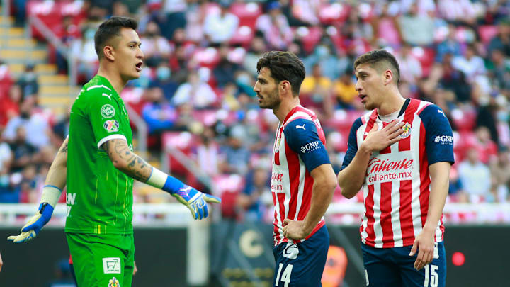 El portero Raúl Gudiño.