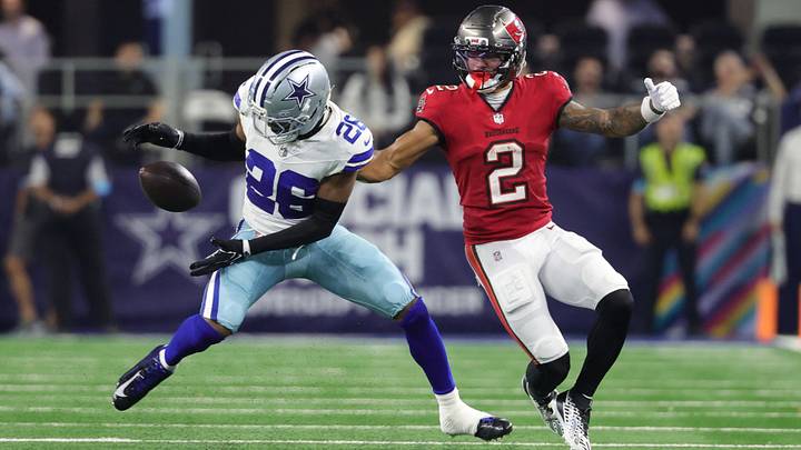 Dallas Cowboys cornerback DaRon Bland (26) attempts to make an interception against Tampa Bay Buccaneers wide receiver Emeka Egbuka (2) at AT&T Stadium. Mandatory Credit: Kevin Jairaj-Imagn Images Dallas Cowboys cornerback DaRon Bland (26) attempts to make an interception against Tampa Bay Buccaneers wide receiver Emeka Egbuka (2) at AT&T Stadium. Mandatory Credit: Kevin Jairaj-Imagn Images