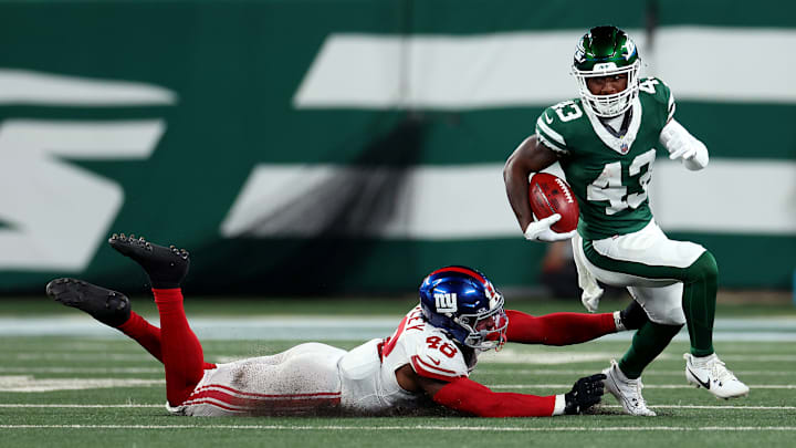 New York Giants v New York Jets