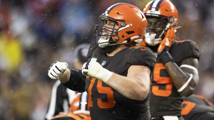 Nov 27, 2022; Cleveland, Ohio, USA; Cleveland Browns guard Joel Bitonio (75) celebrates the team s overtime win against the Tampa Bay Buccaneers at FirstEnergy Stadium. Mandatory Credit: Scott Galvin-USA TODAY Sports Nov 27, 2022; Cleveland, Ohio, USA; Cleveland Browns guard Joel Bitonio (75) celebrates the team s overtime win against the Tampa Bay Buccaneers at FirstEnergy Stadium. Mandatory Credit: Scott Galvin-USA TODAY Sports