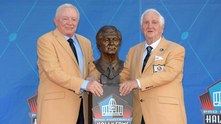 Jerry Jones provides a touching tribute after the passing of NFL Hall of Famer Gil Brandt.