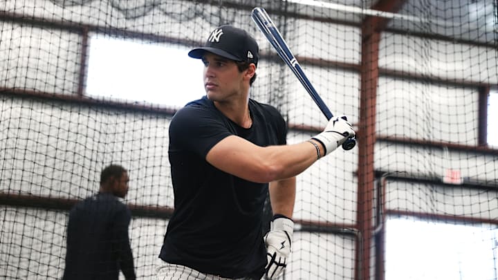 Spencer Jones el prospecto de Yankees trabaja en su swing
