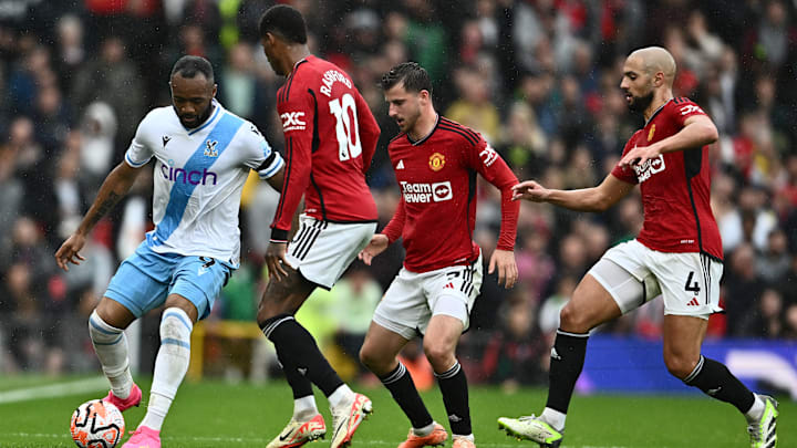Manchester United v Crystal Palace - Premier League