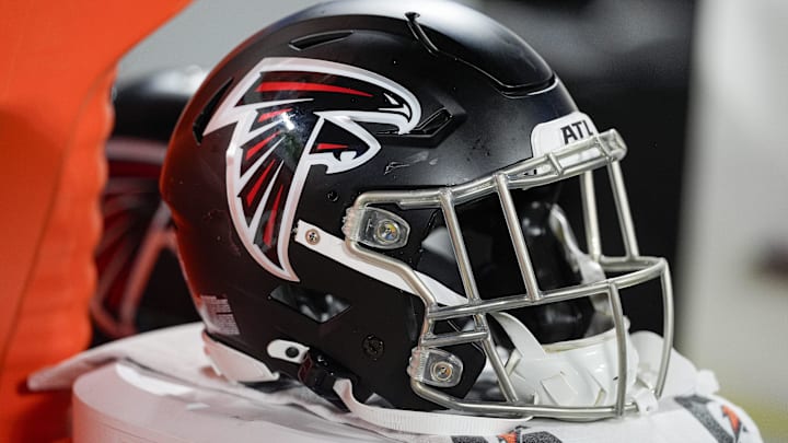 Oct 13, 2024; Charlotte, North Carolina, USA; Atlanta Falcons helmet during the second half against the Carolina Panthers at Bank of America Stadium. Mandatory Credit: Jim Dedmon-Imagn Images Oct 13, 2024; Charlotte, North Carolina, USA; Atlanta Falcons helmet during the second half against the Carolina Panthers at Bank of America Stadium. Mandatory Credit: Jim Dedmon-Imagn Images