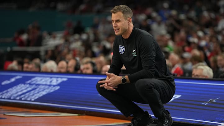 Duke basketball head coach Jon Scheyer