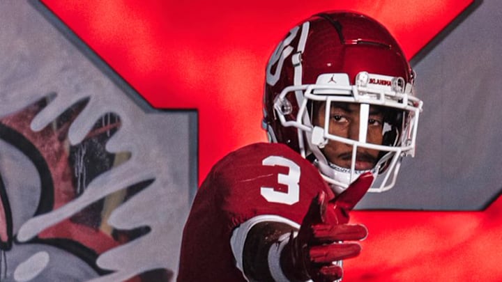 Oklahoma wide receiver Mackenzie Alleyne