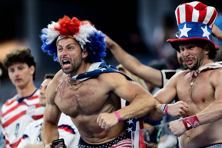 USMNT fans 美国男足球迷