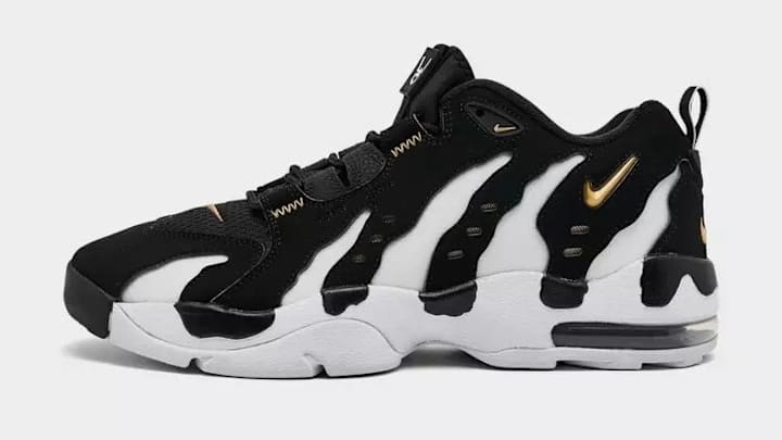 The Nike Air Diamond Turf Max '96 Low "Black and White" colorway.
