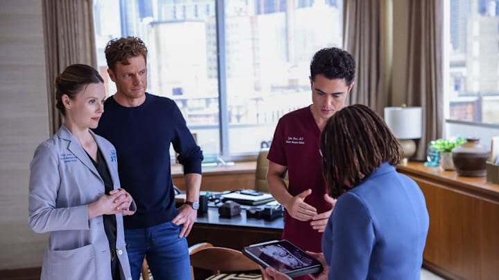 Nick Gehlfuss Sarah Ramos, S. Epatha Merkerson, and Darren Barnet from Chicago Med - Season 11 Nick Gehlfuss Sarah Ramos, S. Epatha Merkerson, and Darren Barnet from Chicago Med - Season 11