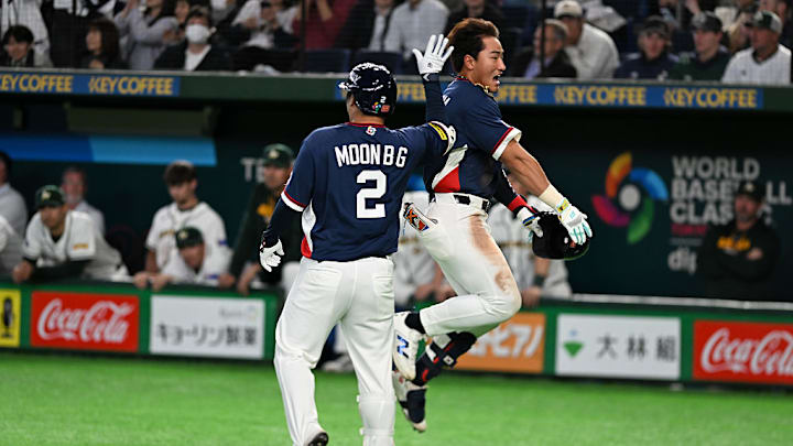 Korea uses most important insurance run in WBC history to earn a trip to Miami. 