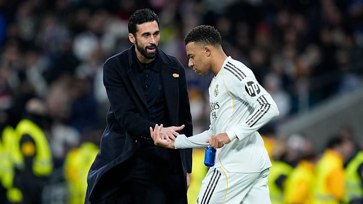 Arbeloa Faces Tough Mbappe Decision as Real Madrid Prepare to Battle Sevilla—Injuries and Predicted Lineup Revealed