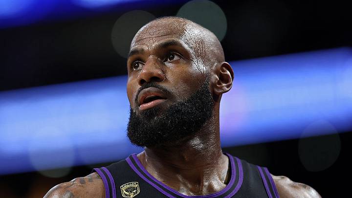 El futuro de LeBron James está por definirse. El futuro de LeBron James está por definirse.