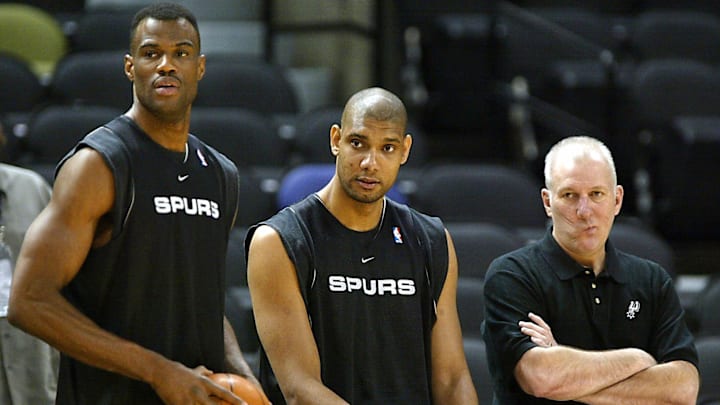David Robinson (L) Tim Duncan (C) and he