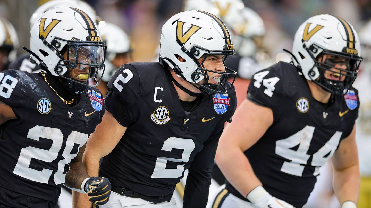 Vanderbilt's Pavia Aims for National Championship Glory