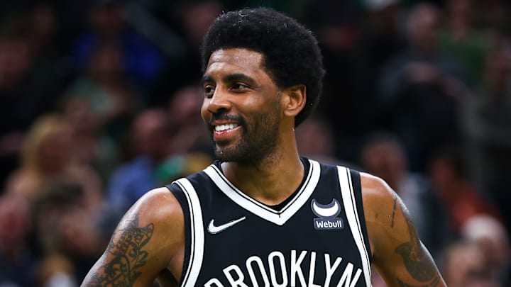 Irving estaría considerando el reunirse con LeBron en los Lakers
