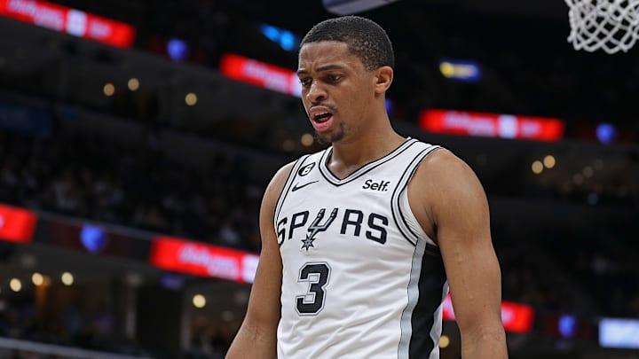 San Antonio Spurs v Memphis Grizzlies