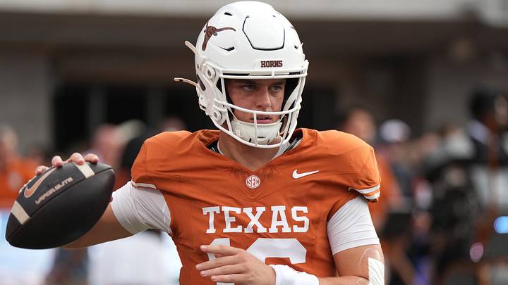 Sep 19, 2026; Austin, Texas, USA; Texas Longhorns quarterback Arch Manning (16) warms up before a game against the UTSA Roadrunners at Darrell K Royal-Texas Memorial Stadium. Scott Wachter-Imagn Images Sep 19, 2026; Austin, Texas, USA; Texas Longhorns quarterback Arch Manning (16) warms up before a game against the UTSA Roadrunners at Darrell K Royal-Texas Memorial Stadium. Scott Wachter-Imagn Images