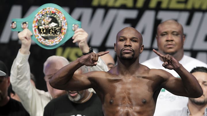 Floyd Mayweather es uno de los boxeadores que más cinturones consiguió en la historia de ese deporte