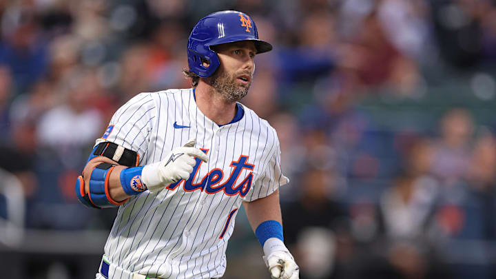 May 27, 2025; New York City, New York, USA; New York Mets second baseman Jeff McNeil (1) singles during the first inning against the Chicago White Sox at Citi Field. Mandatory Credit: Vincent Carchietta-Imagn Images